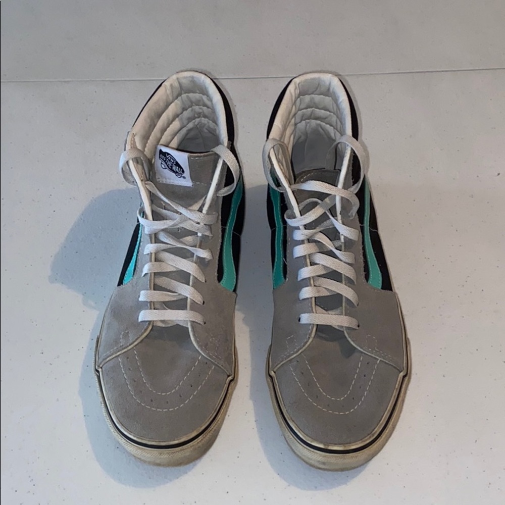 Sneakers